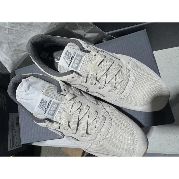 New Balance Women's 996 Sneakers DA2 - Picture 5 of 7